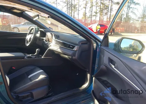 2026 Toyota Camry Se z USA, uszkodzony, nr VIN 4T1DAACKXTU224841